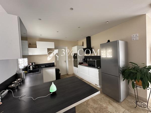 Maison 5 pièce(s) 3 chambre(s) 104 m²