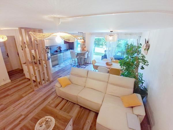 magnifique duplex avec jardin 200 m²
