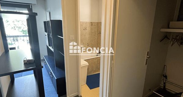 Location Studio meublé 26.601 m² - Clermont-ferrand 63000