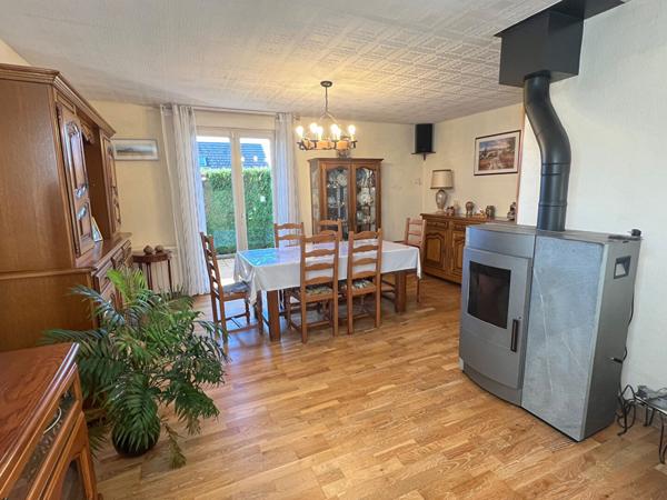 Maison individuelle Chemaudin Et Vaux 5 pièces.