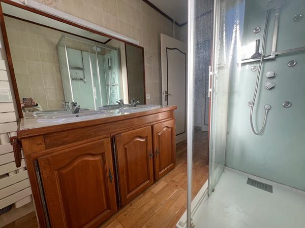 Maison individuelle Chemaudin Et Vaux 5 pièces.