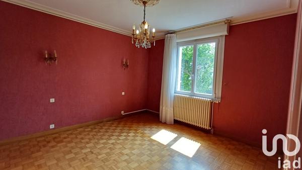 Maison 6 pièces de 144 m² à Loudéac (22600)