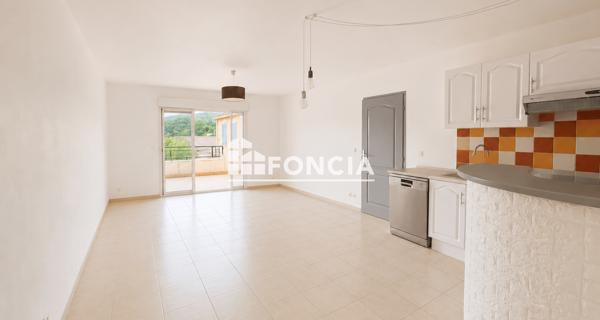 Location Appartement 3 pièces 61.01 m² - Cavaillon 84300