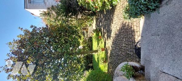 ANGERS HYPER CENTRE – QUINCONCE/JEANNE D'ARC – HÔTEL PARTICULIER 390 m² – JARDIN – PARKINGS