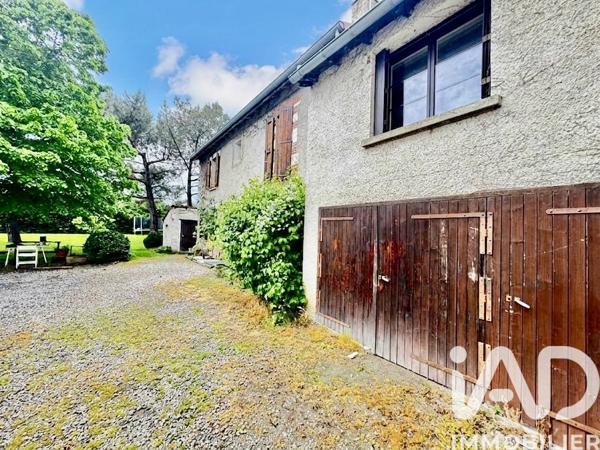 Maison à vendre 7 pièces 154,7 m² Saint-Romain-le-Puy