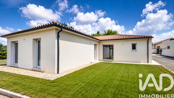 Maison à vendre 5 pièces 126 m² Ruelle-sur-Touvre