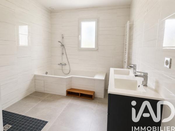 Maison à vendre 5 pièces 126 m² Ruelle-sur-Touvre