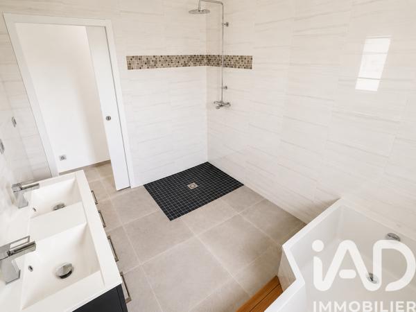 Maison à vendre 5 pièces 126 m² Ruelle-sur-Touvre