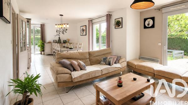 Maison à vendre 5 pièces 139,7 m² Luynes