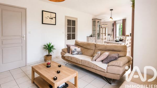 Maison à vendre 5 pièces 139,7 m² Luynes