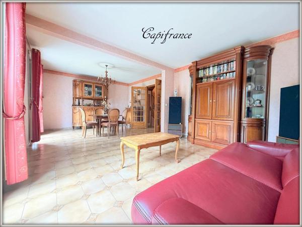 Maison à vendre 5 pièces 95 m² sous-sol total.