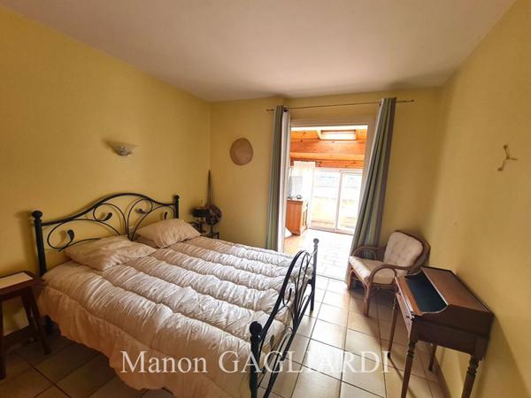 Proche Commerces et Port à pied- Villa T5 137m² avec aperçu mer