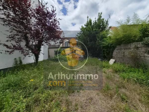 Vente                                                      Maison
                        
                     5 pièces                      120 m2                     à Ormesson-sur-Marne