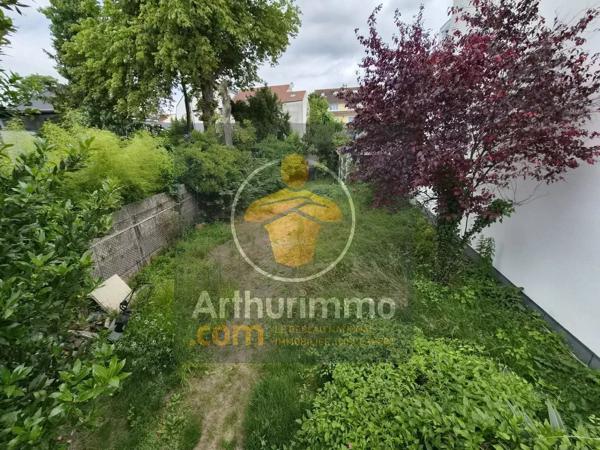 Vente                                                      Maison
                        
                     5 pièces                      120 m2                     à Ormesson-sur-Marne