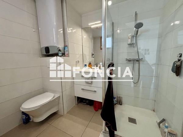 Location Studio 24.72 m² - 32 RUE SAINT NESTOR Lyon 69008