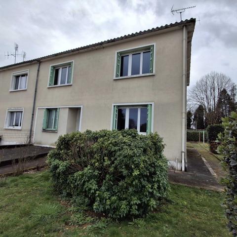 MAISON DE VILLE AVEC JARDIN