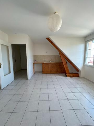 Appartement - 1 pièce(s) - 25.71 m2 - Nogent le Rotrou