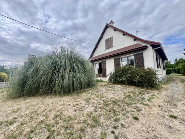 Maison à vendre |  Saint-Amand-Montrond |  4 pièces | 75 m²