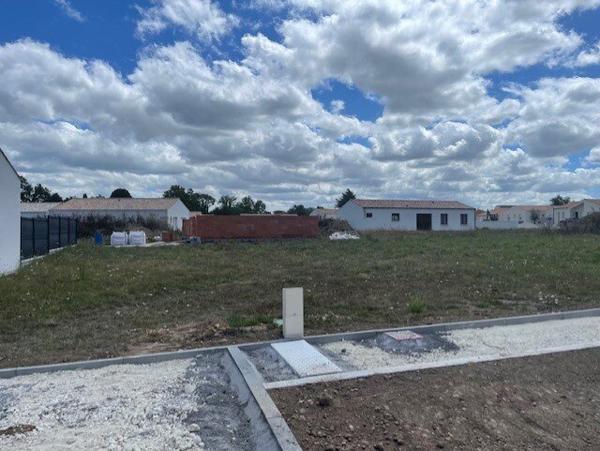 Terrain constructible à SAINTES (17) - Secteur Magézy Saintes (17100)