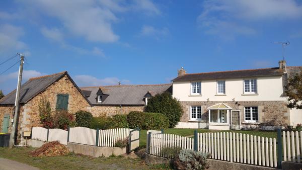 Maison avec dépendances Goudelin à rénover, calme et nature