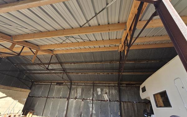 Maison avec dépendances Goudelin à rénover, calme et nature