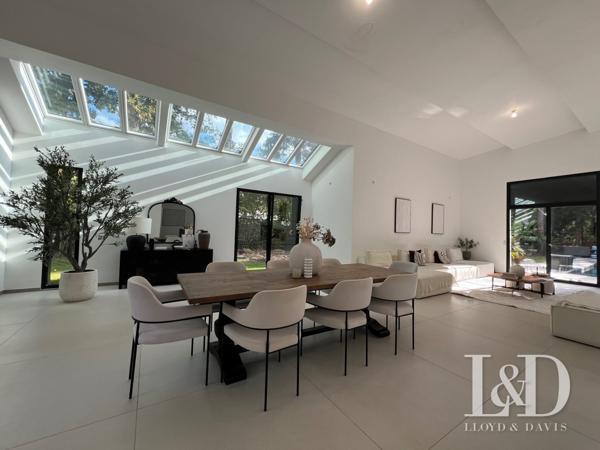 Villa contemporaine d'exception aux portes de Paris