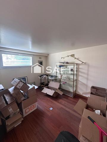 Maison de ville familiale a pied des commerces