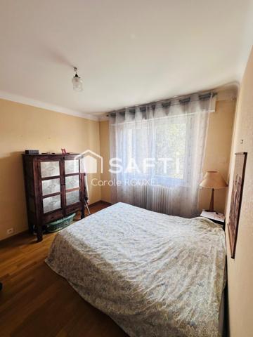 Maison de ville familiale a pied des commerces