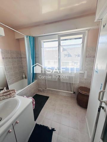 Maison de ville familiale a pied des commerces