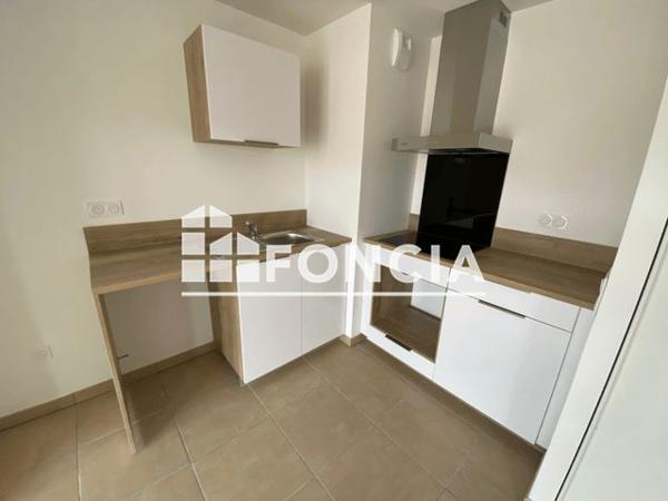 Location Appartement 3 pièces 68 m² - 19 RUE CHAPPE Clermont-ferrand 63000
