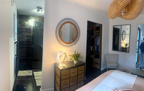 Belle maison contemporaine de 2022 à St Laurent de la Mer.