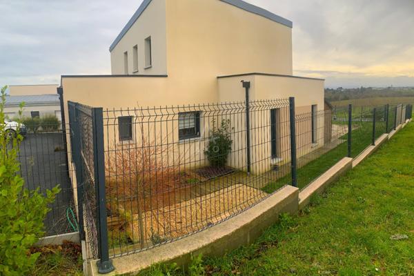 Belle maison contemporaine de 2022 à St Laurent de la Mer.