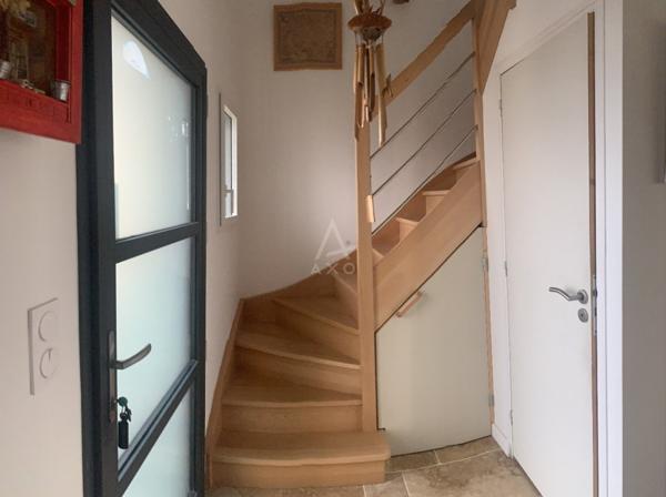 Belle maison contemporaine de 2022 à St Laurent de la Mer.