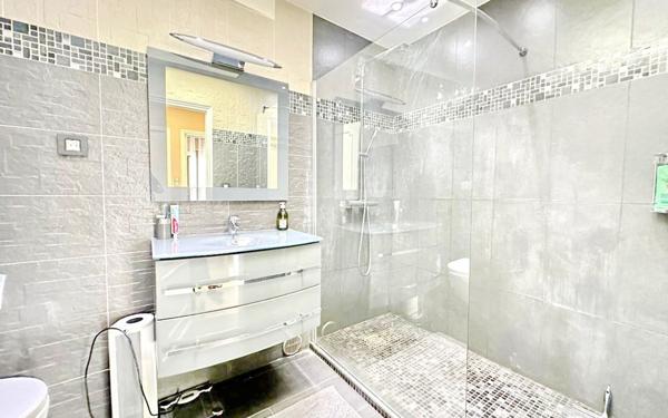 Appartement à vendre    4 pièces • 146,33 m2 Cannes