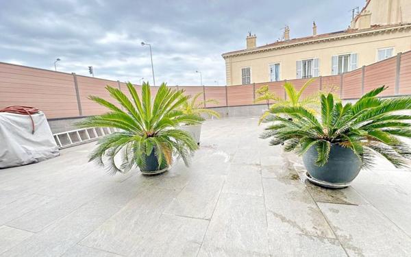 Appartement à vendre    4 pièces • 146,33 m2 Cannes