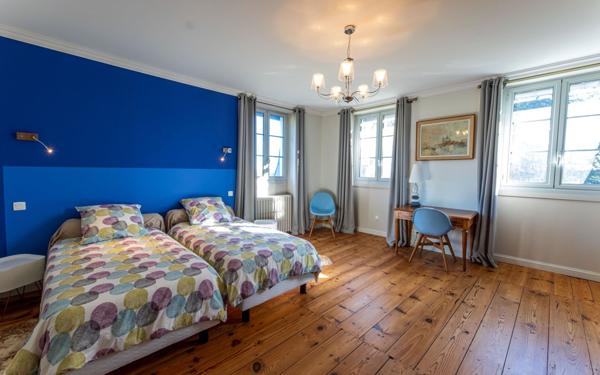 Maison à vendre    10 pièces • 411 m2 Jurançon