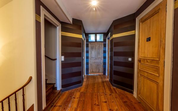 Maison à vendre    10 pièces • 411 m2 Jurançon