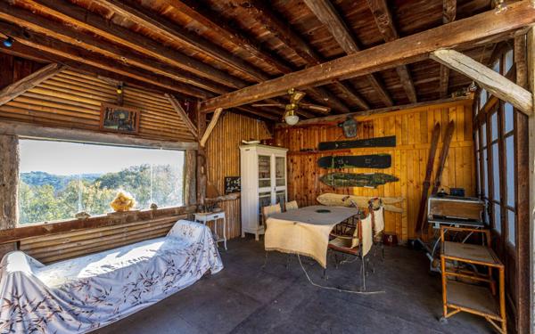 Maison à vendre    10 pièces • 411 m2 Jurançon