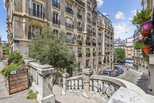 APPARTEMENT FAMILIAL A PARIS MONTMARTRE SACRÉ-COEUR