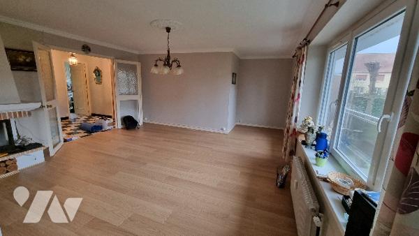 TRES BEL APPARTEMENT 3 chambres grand balcon