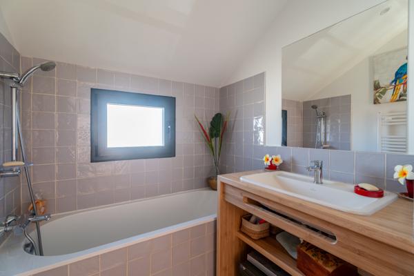 Maison
         8 pièces
        - 195 m² Bien prestige