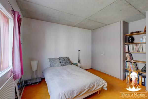 A vendre maison d'architecte en avenue privée Lonchamps , Nantes A vendre maison d'architecte en avenue privée Lonchamps , Nantes