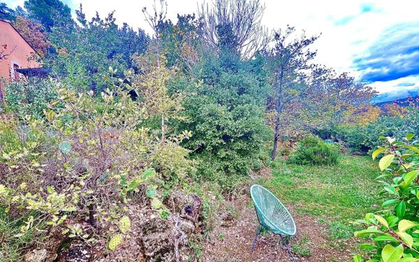 Maison à vendre    4 pièces •  Vins-sur-Caramy