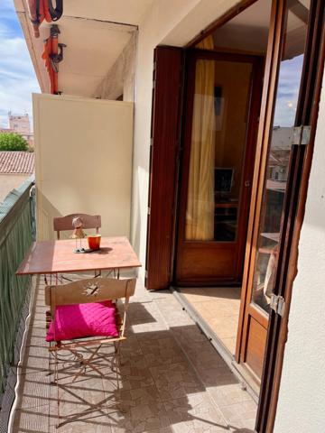 13014 - T3 de 56m2 + TERRASSE + PLACE DE PKG + CAVE 89 000 euro