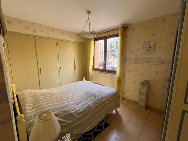 13014 - T3 de 56m2 + TERRASSE + PLACE DE PKG + CAVE 89 000 euro