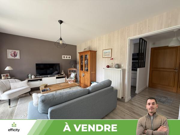 Maison
         4 pièces
        - 77 m²