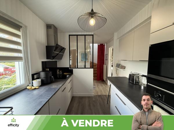 Maison
         4 pièces
        - 77 m²