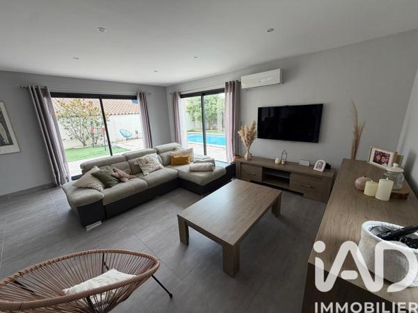 Maison à vendre 5 pièces 118 m² Châteauneuf-de-Gadagne