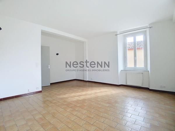 Bel appartement T2 en rez-de-chaussée sur Cazères