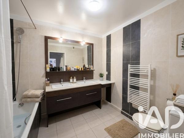 Appartement à vendre 3 pièces 66 m² Fréjus